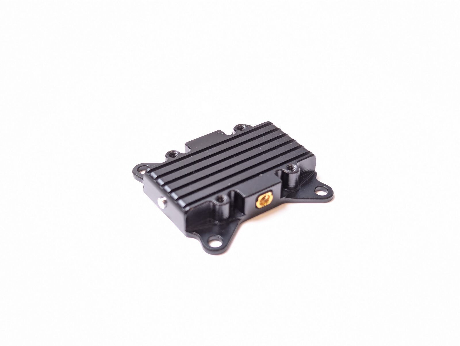 VT5804 gold-plated MMCX antenna connector on the side of the heatsink case